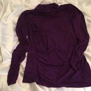 💐 New York and Company Turtleneck Top💐